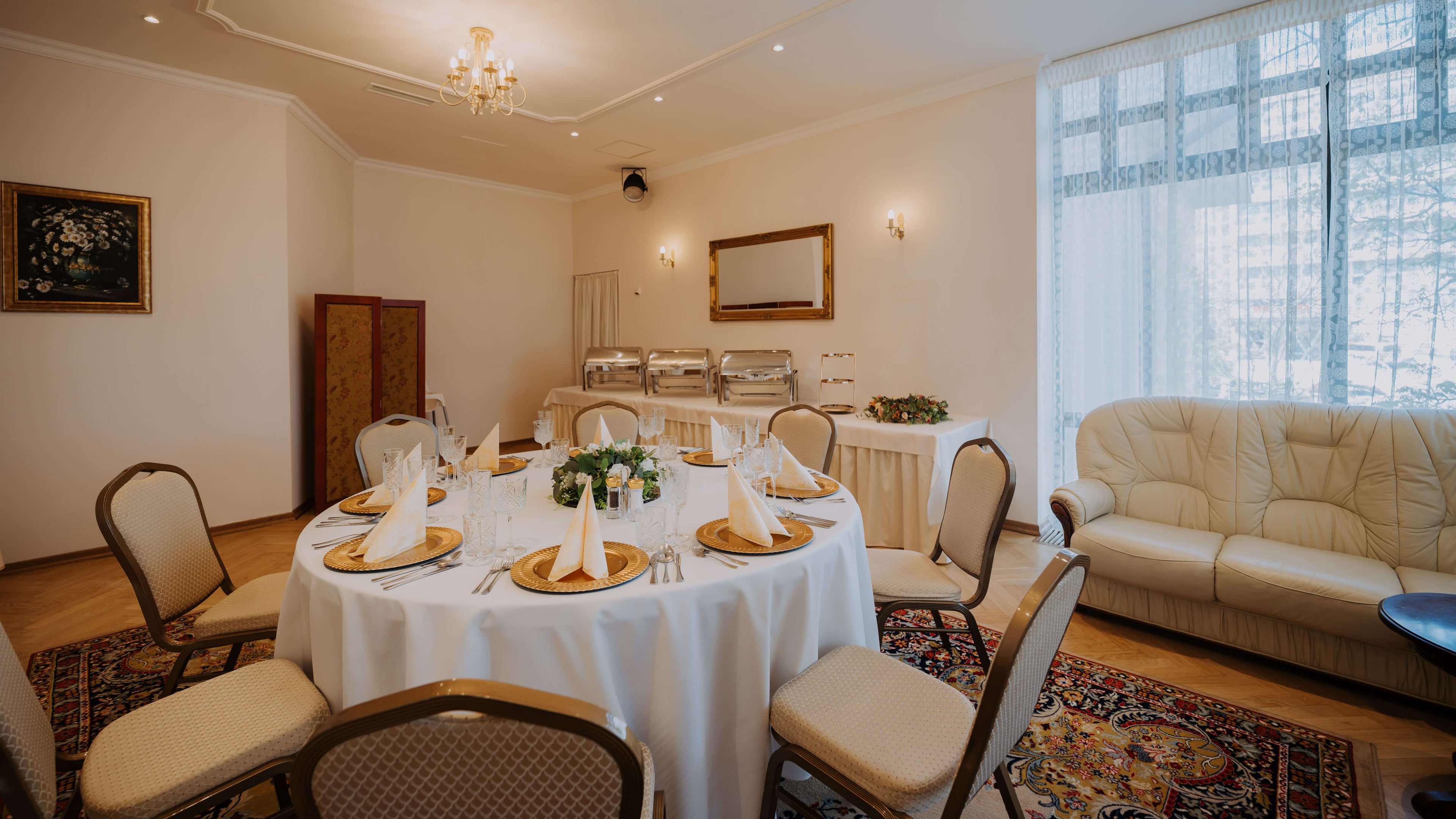 saloon serenada photo 5